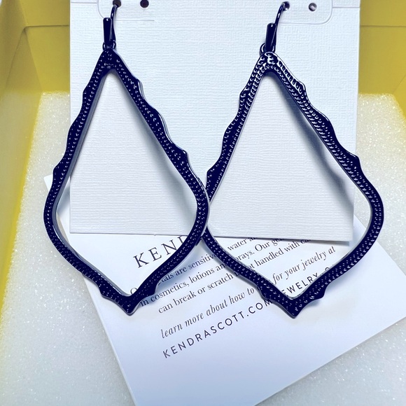 NWT Kendra Scott Navy Gunmetal Sophee Earrings Very Rare Super Hard To Find WOW - Picture 4 of 7